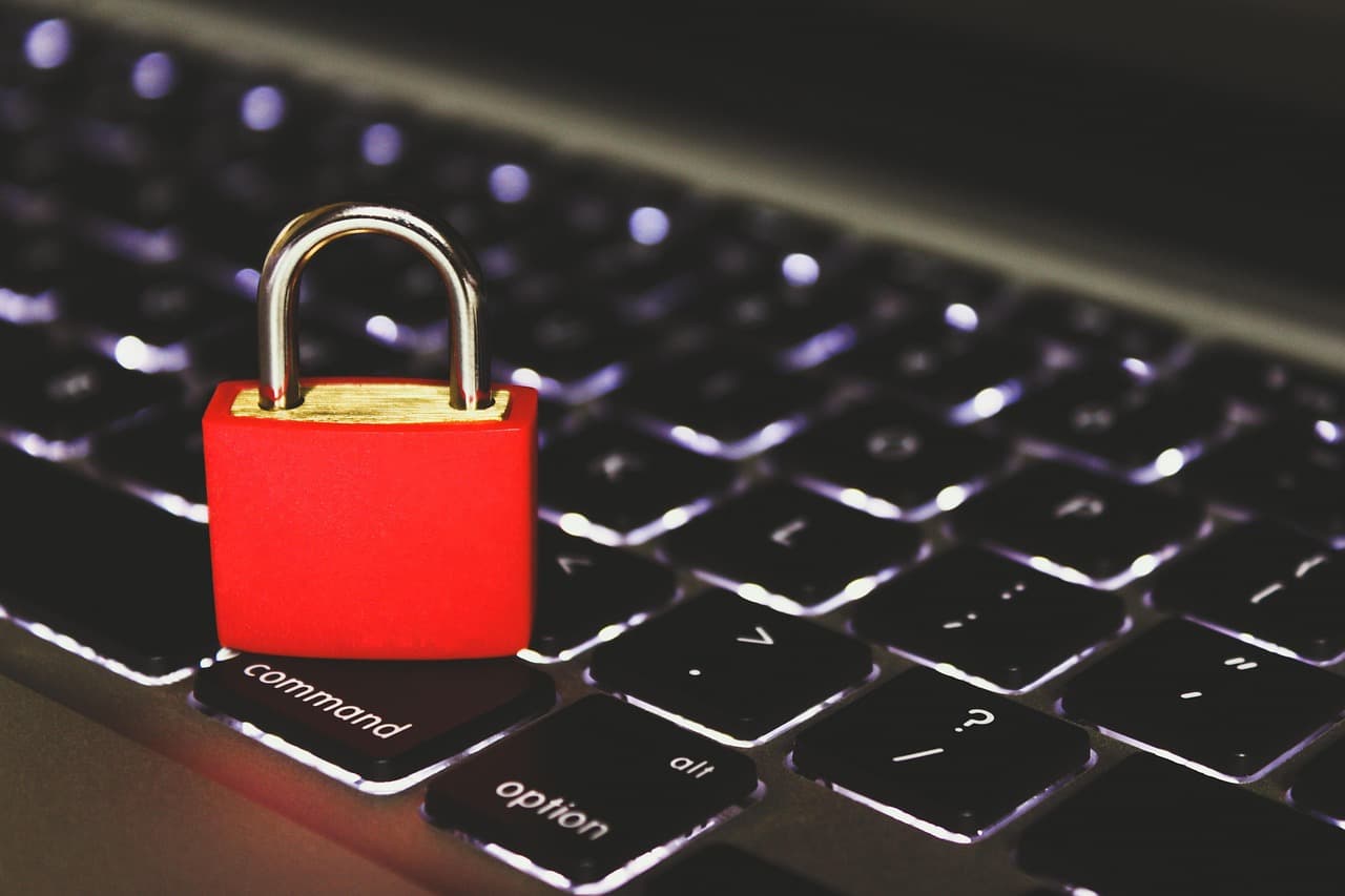 Cómo evitar fraudes al comprar en línea: 10 consejos esenciales